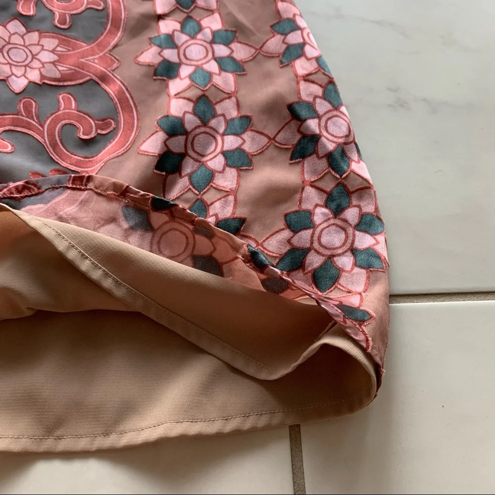 Pink Floral Sequin Shift Dress - Picture 7 of 10